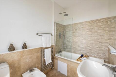 Principal Bathroom