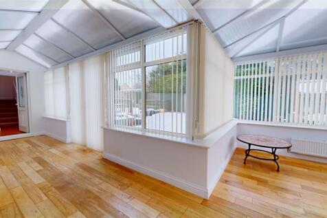 207-Bierley-Lane-01082025_162942.jpg