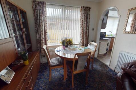 Dining Lounge