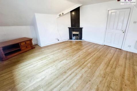 a452676e-Fl2105LeedsRoad3.jpg