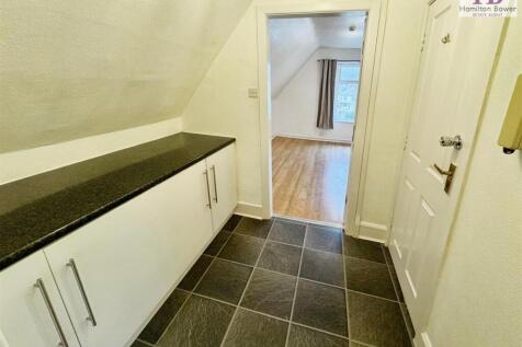 1c38d926-Fl2105LeedsRoad6.jpg