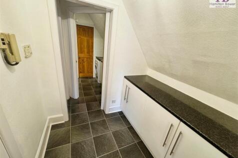 2db6255b-Fl2105LeedsRoad1.jpg