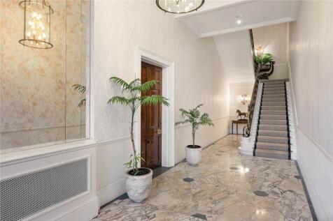 Building Hallway