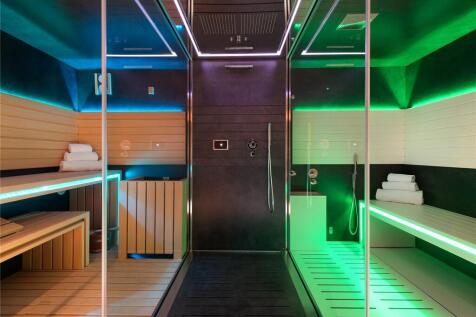 Sauna/Steam Room