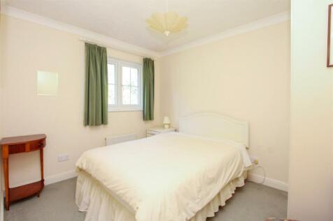 Bedroom 2.jpg