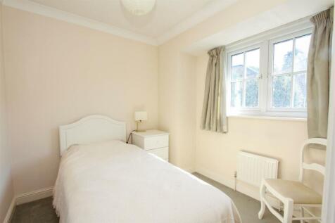 Bedroom 3.jpg