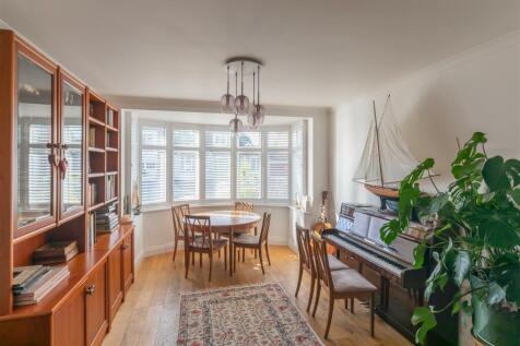 Dining Room.jpg