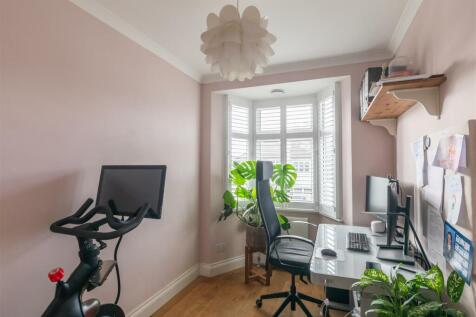 Bedroom 3.jpg