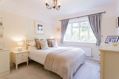 BEDROOM 2.jpg