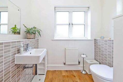 Downstairs WC.jpg