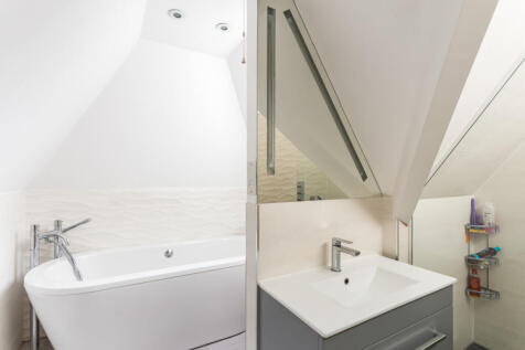 En Suite Bathroom