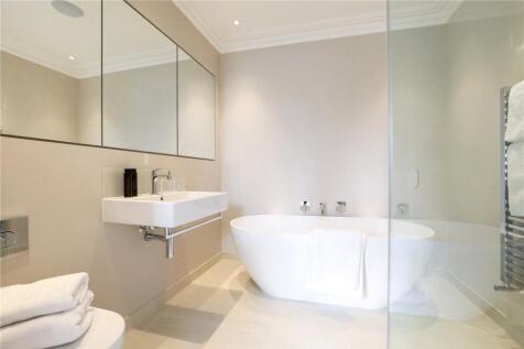En Suite Bathroom