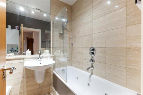En-Suite 1
