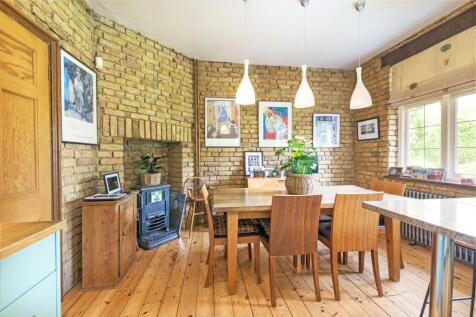 Breakfast Room