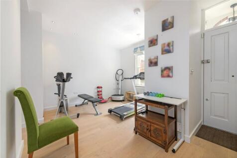 Bedroom / Reception