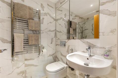 En Suite Shower Room