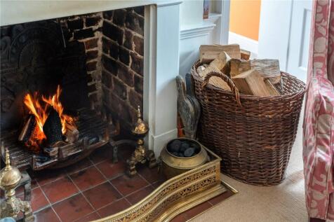 Lounge Fireplace