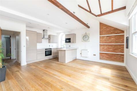 Reception/Kitchen