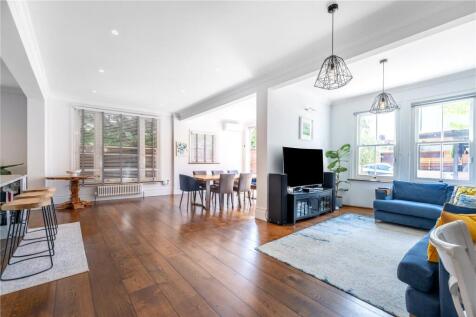 Family/Dining Room