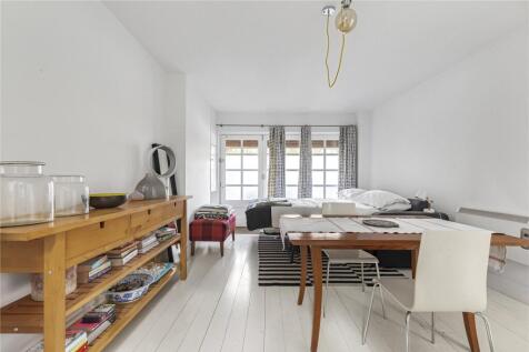 Studio Flat
