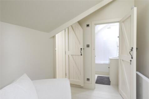 En Suite Bathroom