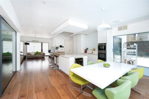 Kitchen/Dining