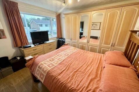 bedroom.jpg