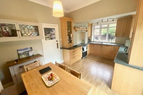 Kitchen 3.jpg
