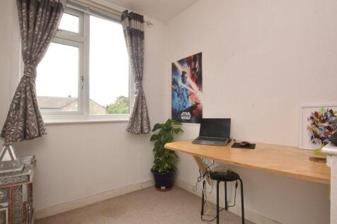 Bedroom3 - Copy.jpg