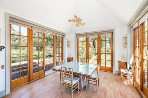 Breakfast Room