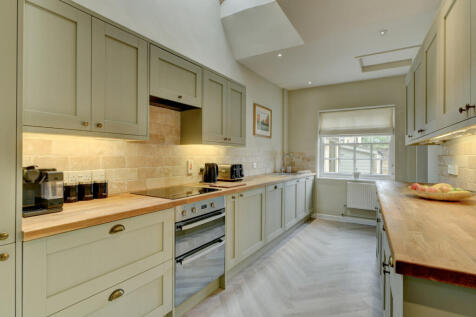 Cottage Kitchen