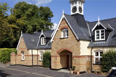 Polo Mews