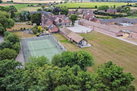 Kynnersley Manor