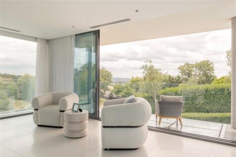 Wrap Around Terrace