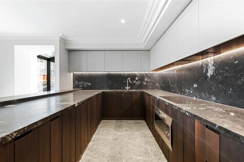Apt 6, William St