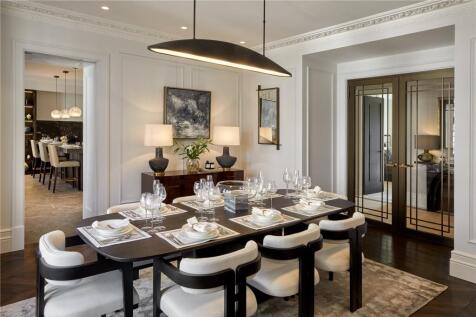 Apt 4, William St