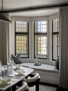 Apt 4, William St