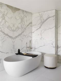 Apt 5, William St