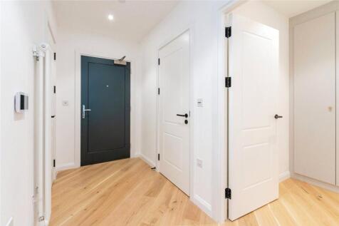 Show Apartment