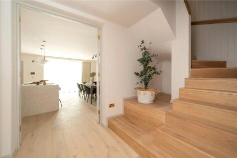 Hallway/Stairs