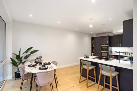Kitchen/Dining Area