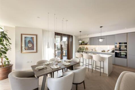 Kitchen/Dining Area