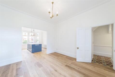 Reception / Kitchen