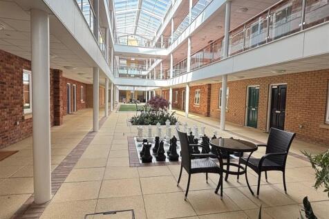 Atrium 1.jpg