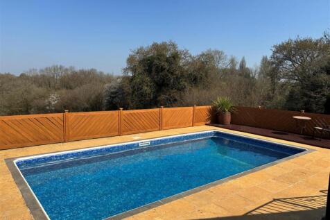 Swimming Pool.jpg
