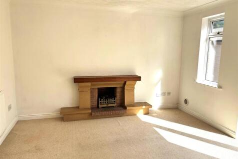 Lounge 1 - New.jpg