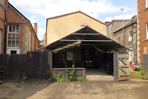 11 The Bridge - Courtyard.jpg