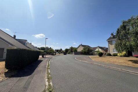 Cowley Street scene.jpg