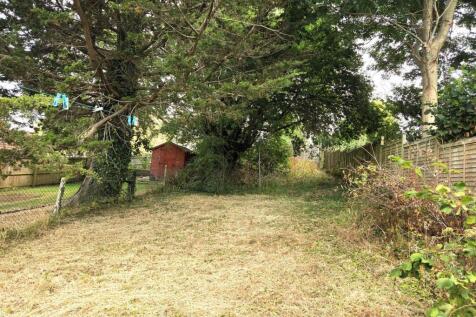41 Hillside - Garden.jpg