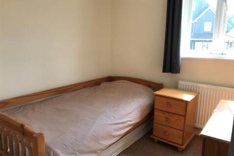 10 Wiltshire Crescent third bedroom.jpg